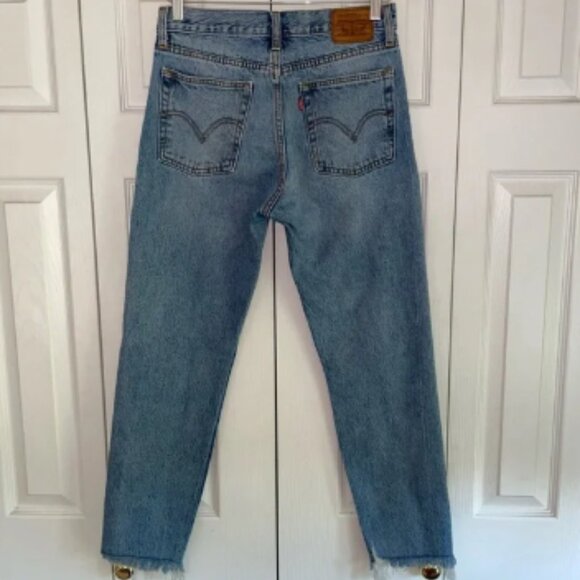 Levi’s widgie fray Jean size 27/L27/1/2 - Picture 1 of 11